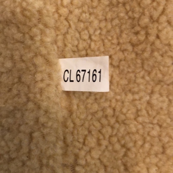 Suede coat with Sherpa like or Sherpa lining. I am not sure. Warm - Picture 10 of 10